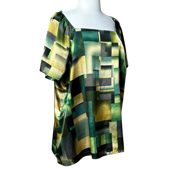 Lane Bryant Satin Blouse Size 18/20 Green Geometric Print Polyester - Picture 3 of 6